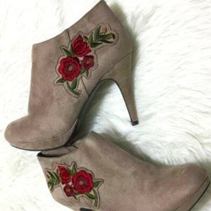 IMPO Ornare Ankle Boots Size 6.5M